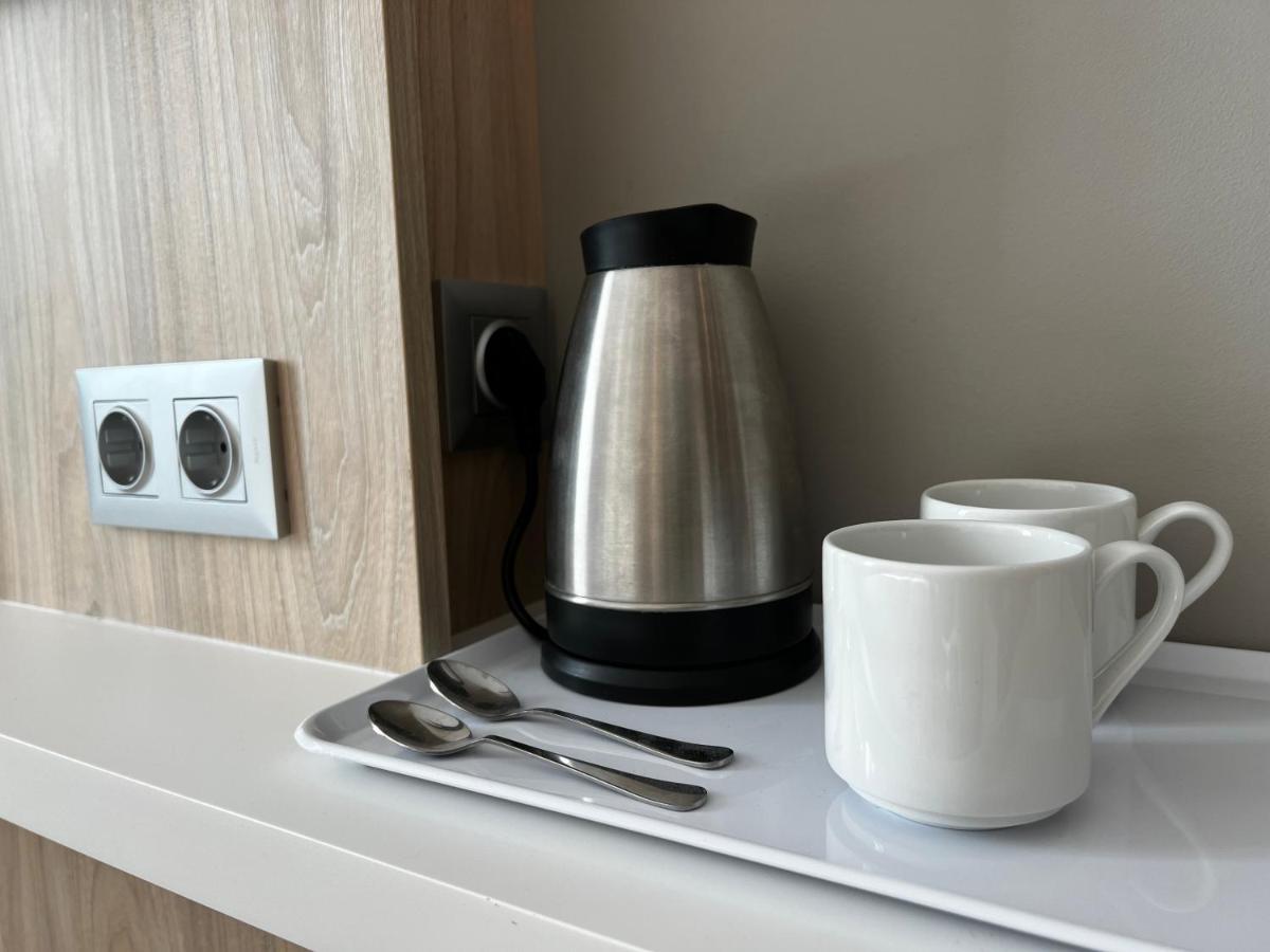 Holiday Inn Express - Madrid - Airport By Ihg Exteriör bild