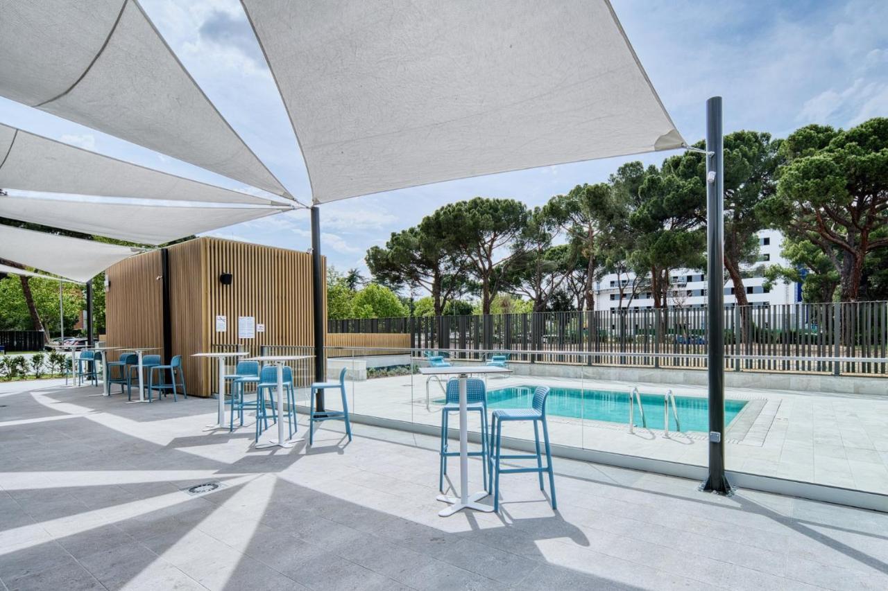 Holiday Inn Express - Madrid - Airport By Ihg Exteriör bild